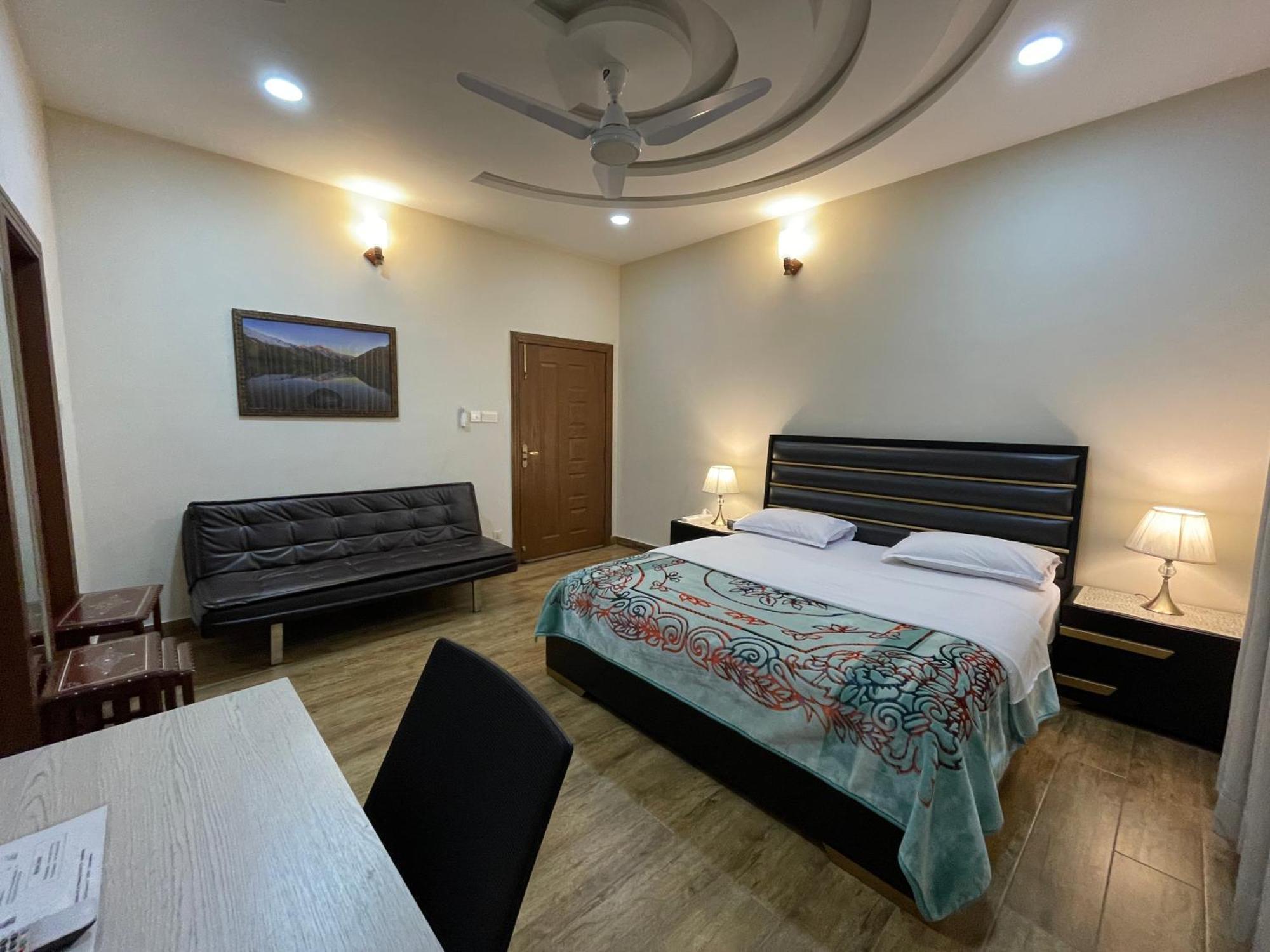 Alpha Guest House Rawalpindi Ngoại thất bức ảnh