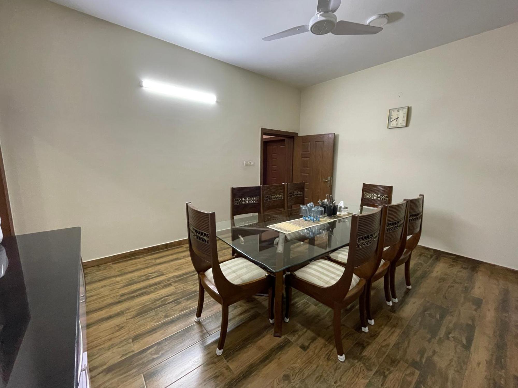 Alpha Guest House Rawalpindi Ngoại thất bức ảnh