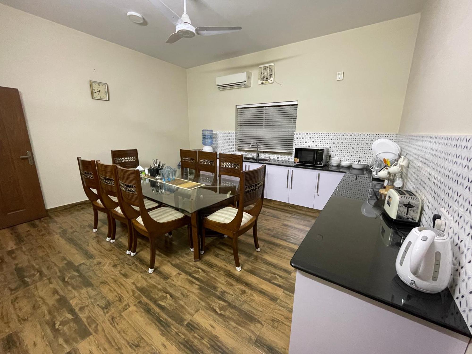 Alpha Guest House Rawalpindi Ngoại thất bức ảnh