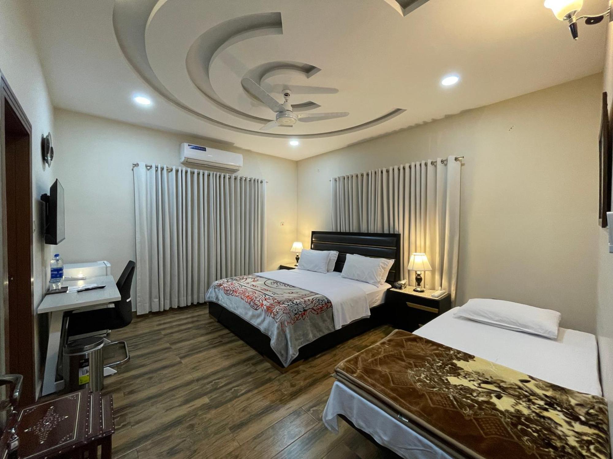 Alpha Guest House Rawalpindi Ngoại thất bức ảnh