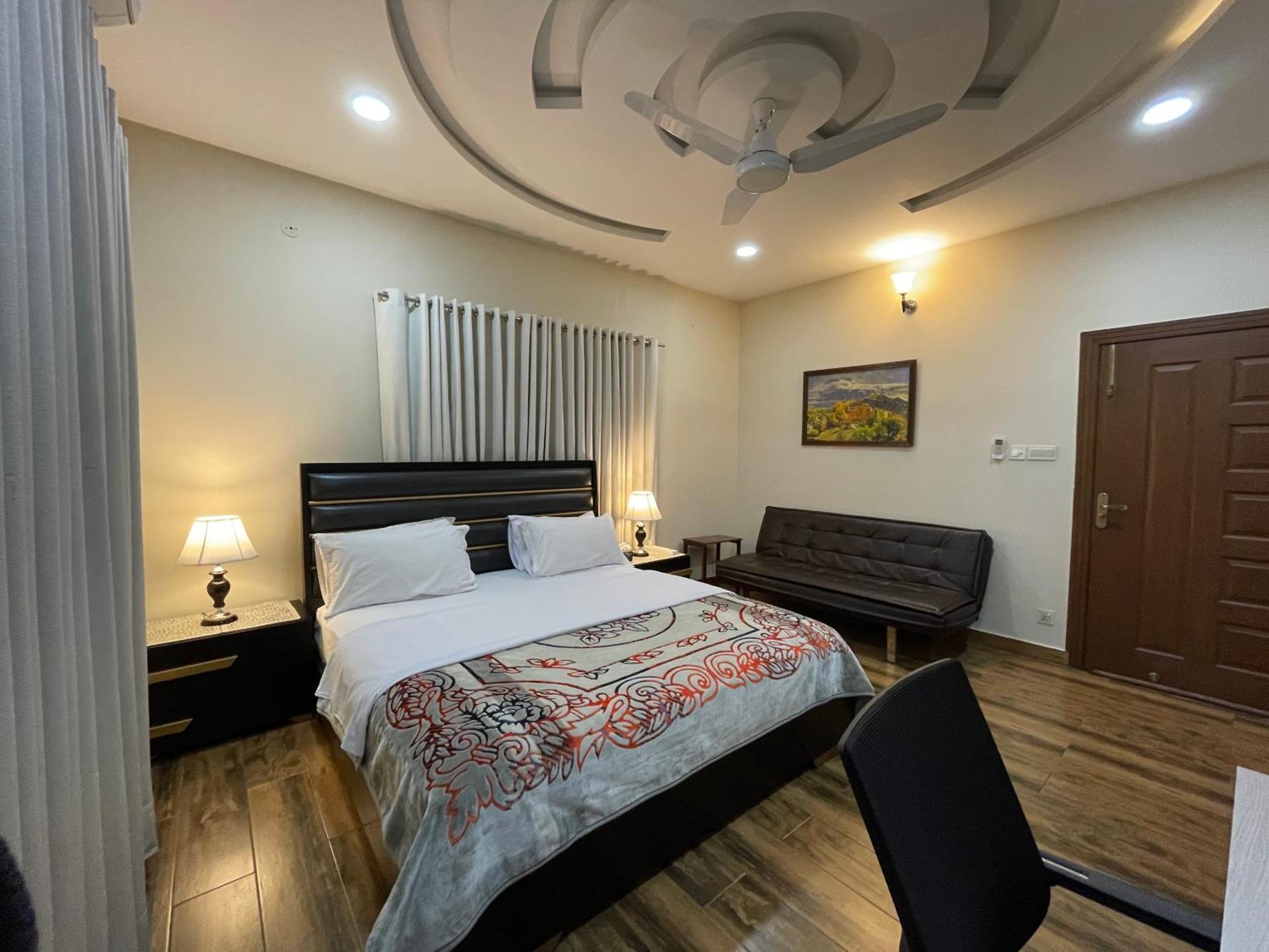 Alpha Guest House Rawalpindi Ngoại thất bức ảnh