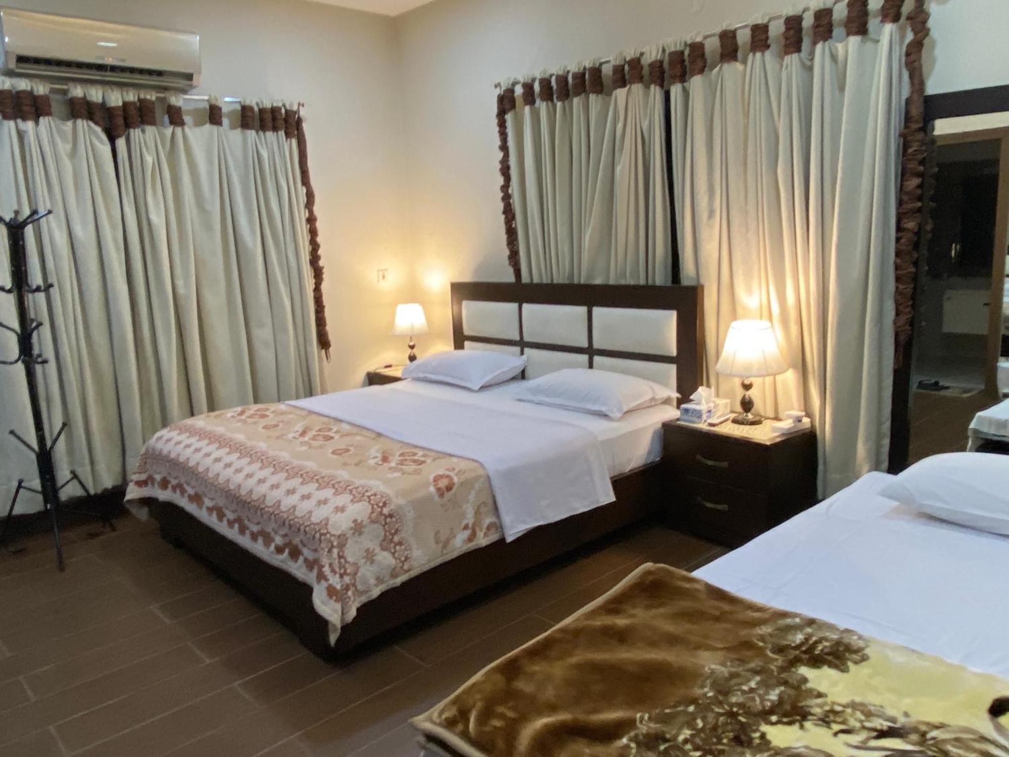 Alpha Guest House Rawalpindi Ngoại thất bức ảnh